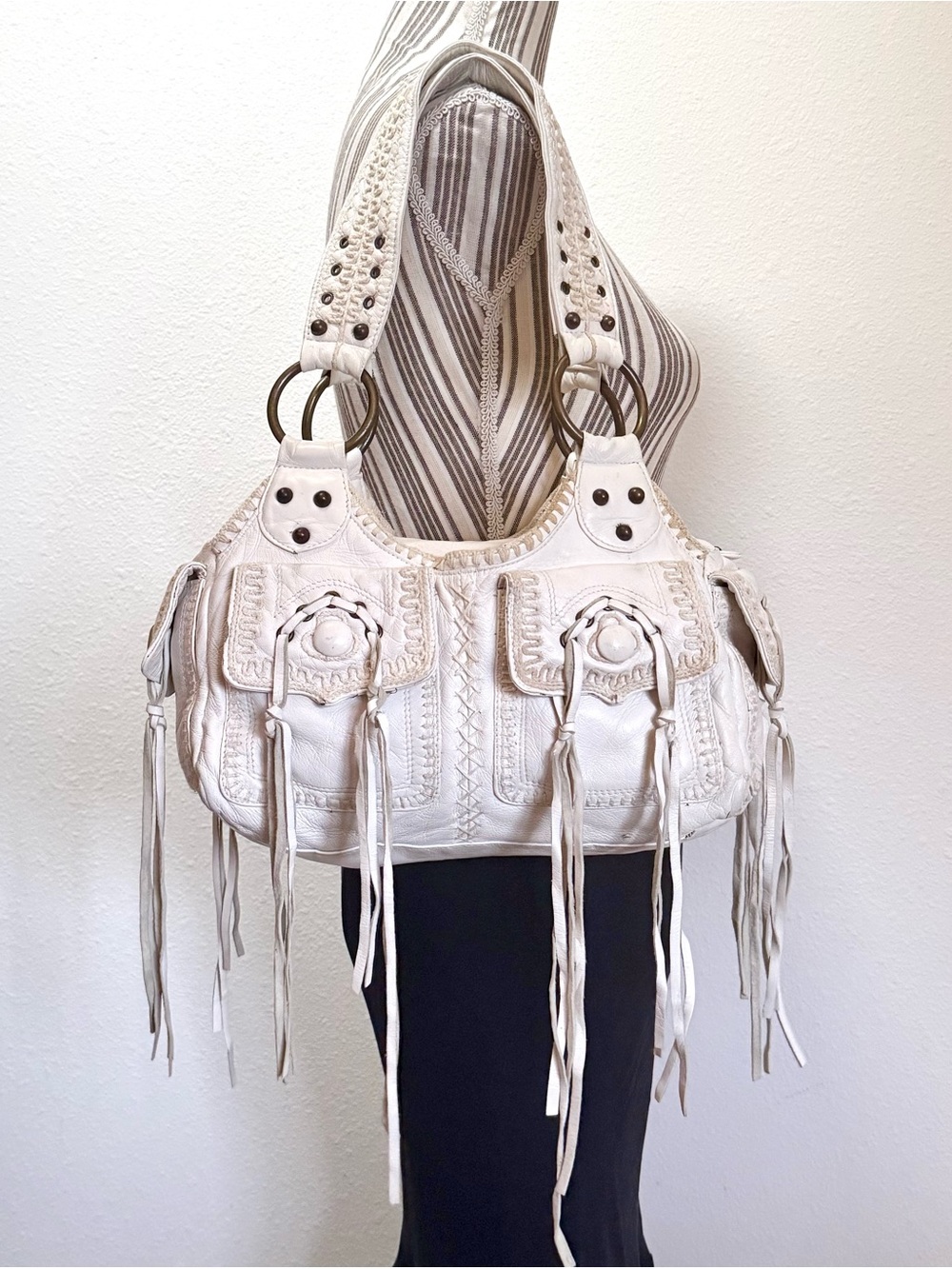 Rare Vintage Y2K Betsey Johnson Ivory Leather Boho Tassel Shoulder Bag